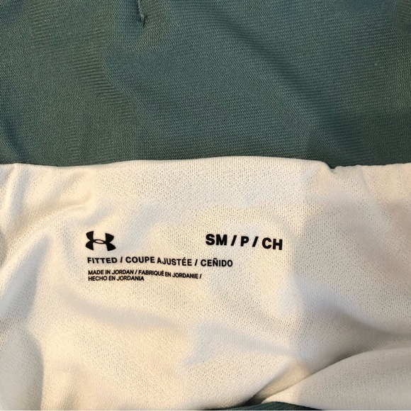 ⭐️2/$20⭐️ Under Armour Speedpocket Run shorts. Size small. NWOT. Green. - Picture 8 of 13